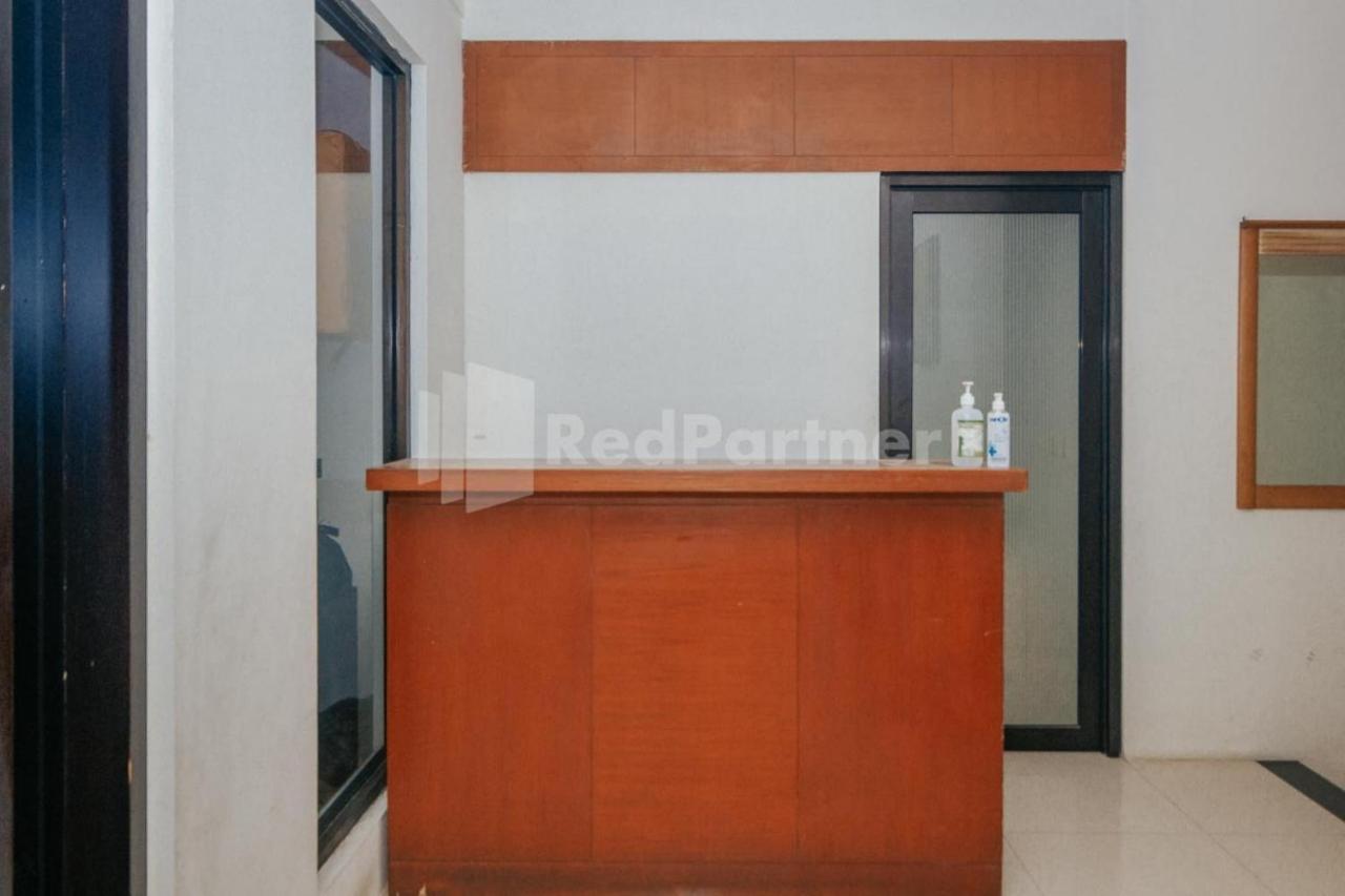 De Lugano Scbd Syariah Mitra Reddoorz Hotel Jakarta Exterior foto
