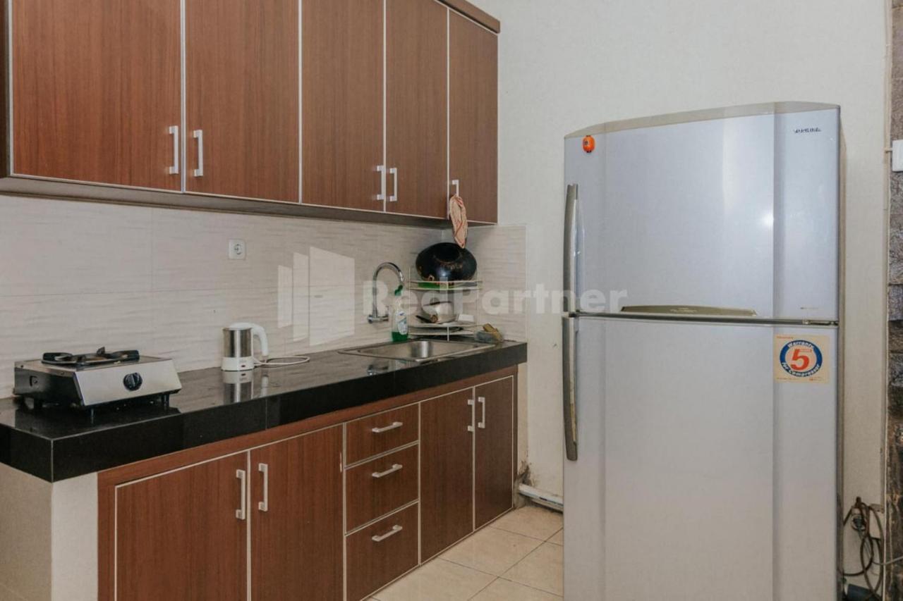 De Lugano Scbd Syariah Mitra Reddoorz Hotel Jakarta Exterior foto