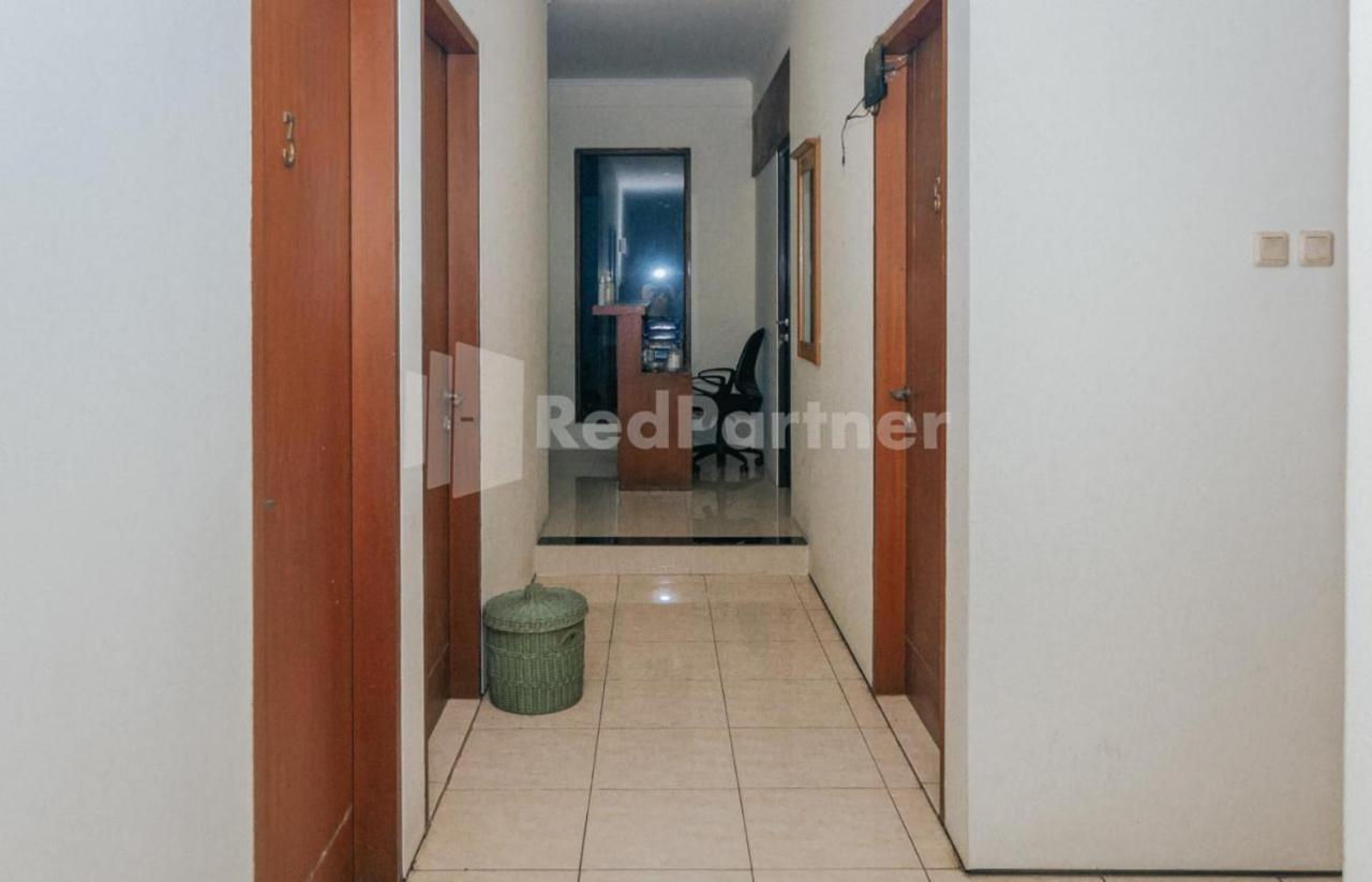 De Lugano Scbd Syariah Mitra Reddoorz Hotel Jakarta Exterior foto
