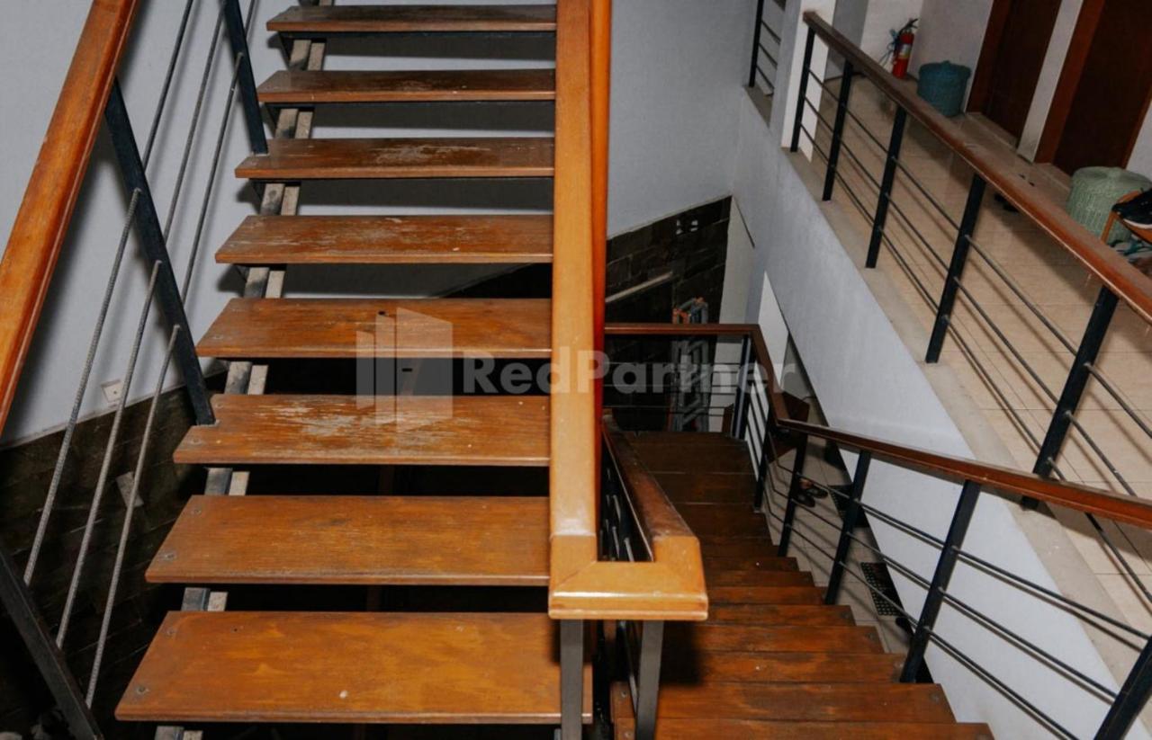 De Lugano Scbd Syariah Mitra Reddoorz Hotel Jakarta Exterior foto